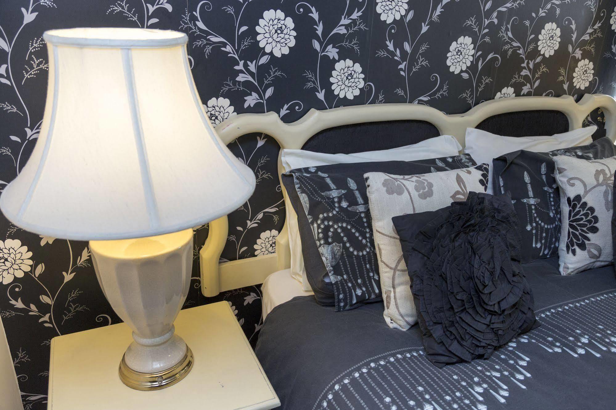 The Bell Hotel Winslow Extérieur photo